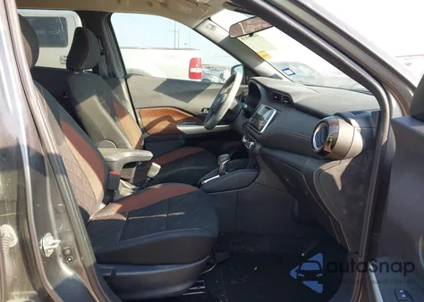 2020 Nissan Kicks Sr Xtronic Cvt z USA, uszkodzony, nr VIN 3N1CP5DV4LL531868